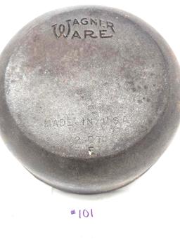 2 QT Wagner Ware Dutch Oven