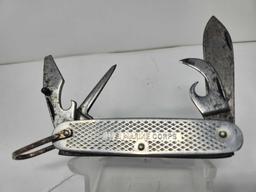 2 Pocket Knives