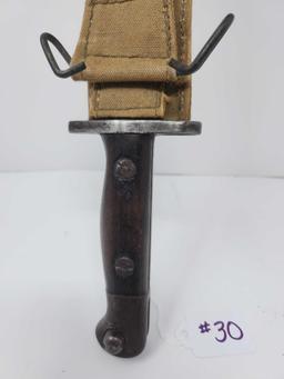 WWl-WWll British Bayonet W/Scabbard