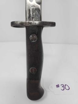 WWl-WWll British Bayonet W/Scabbard