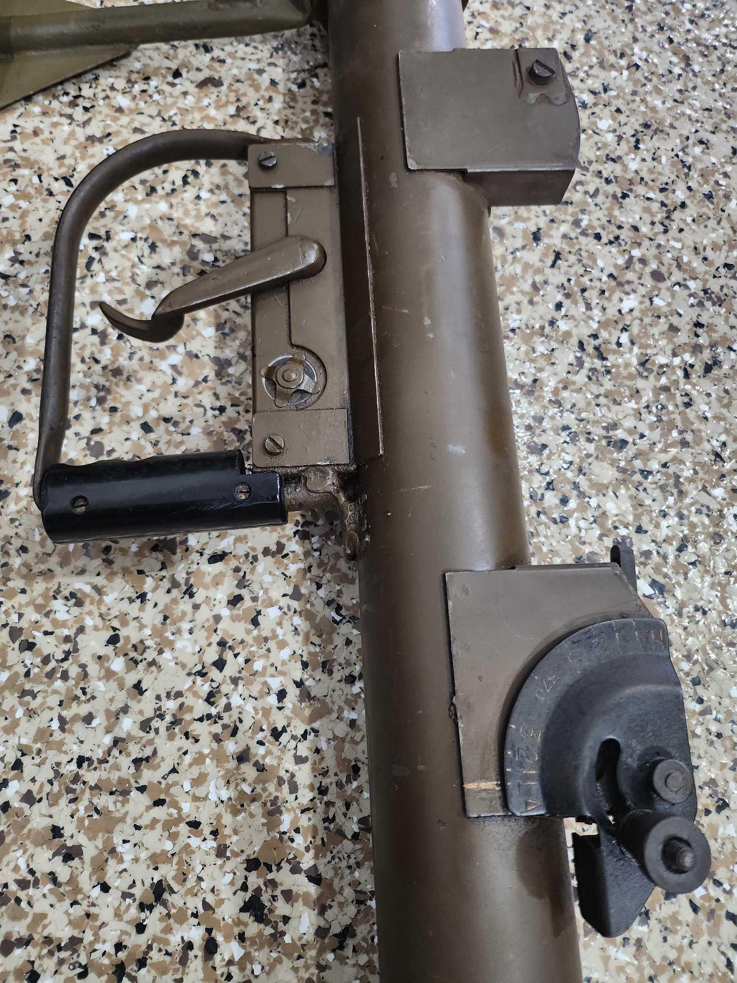 WWll British PIAT MKI Spigot Mortar W/Inert Round