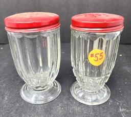 2 Vintage Jeanette Jenny O Shakers (Not Matching)