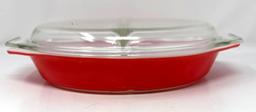 Pyrex Red 1.5 qt Divided Dish w/ Lid