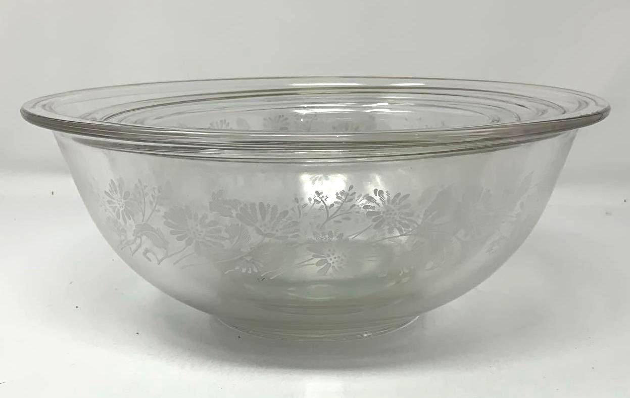 Pyrex Colonial Mist Clear Glass Mixing Bowls