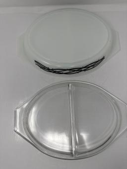 Pyrex Barbed Wire 063 Divided Serving Dish w/ Lid
