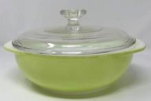 Pyrex Lime Green 2qt Bowl w/ Lid