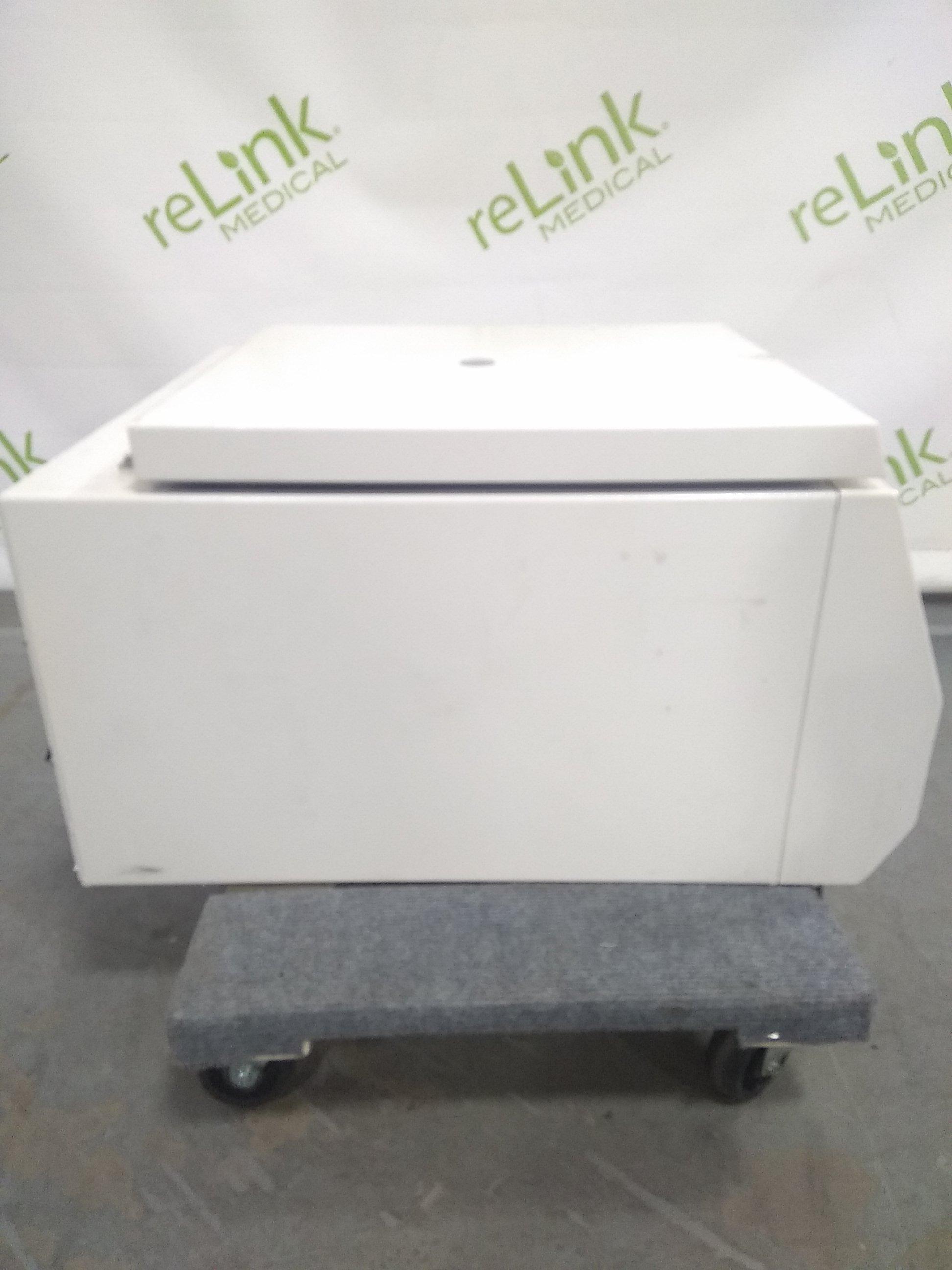 Thermo Fisher Scientific IEC CL30R Centrifuge - 77670