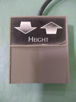 Hill Laboratories Co. Hill Adjustable 0 - 68130