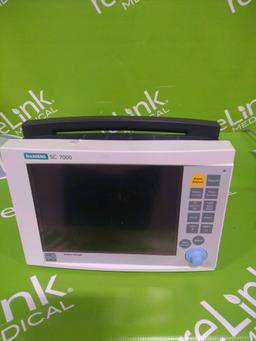Siemens Medical SC7000 PATIENT MONITOR - 093077