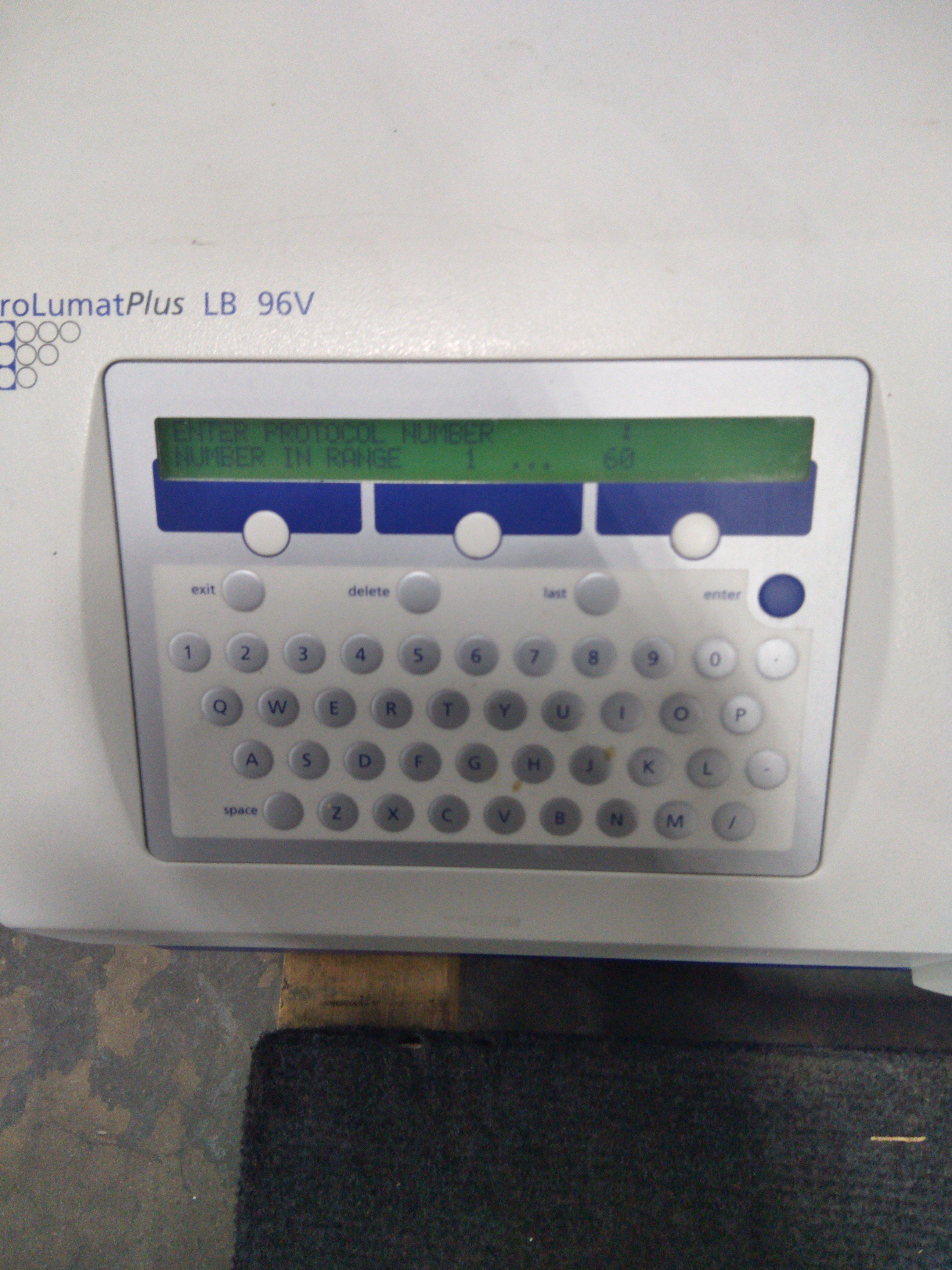 Berchtold MicroLumat Plus LB 96V Microplate Liminometer - 184705