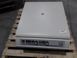 Thermo Scientific Multifuge 3 L Centrifuge - 007132