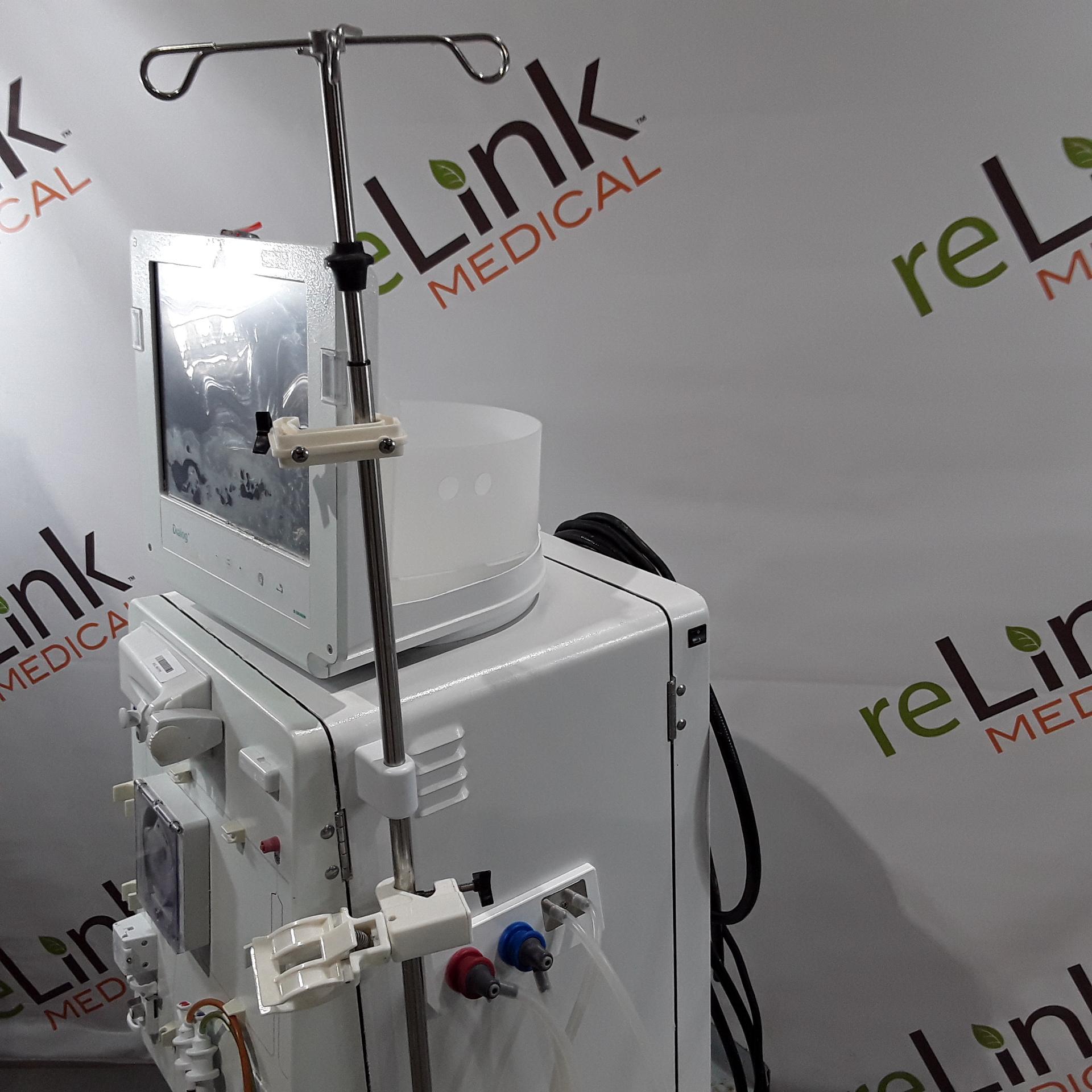 B. Braun Medical Inc. Dialog Plus Hemodialysis Machine - 007165