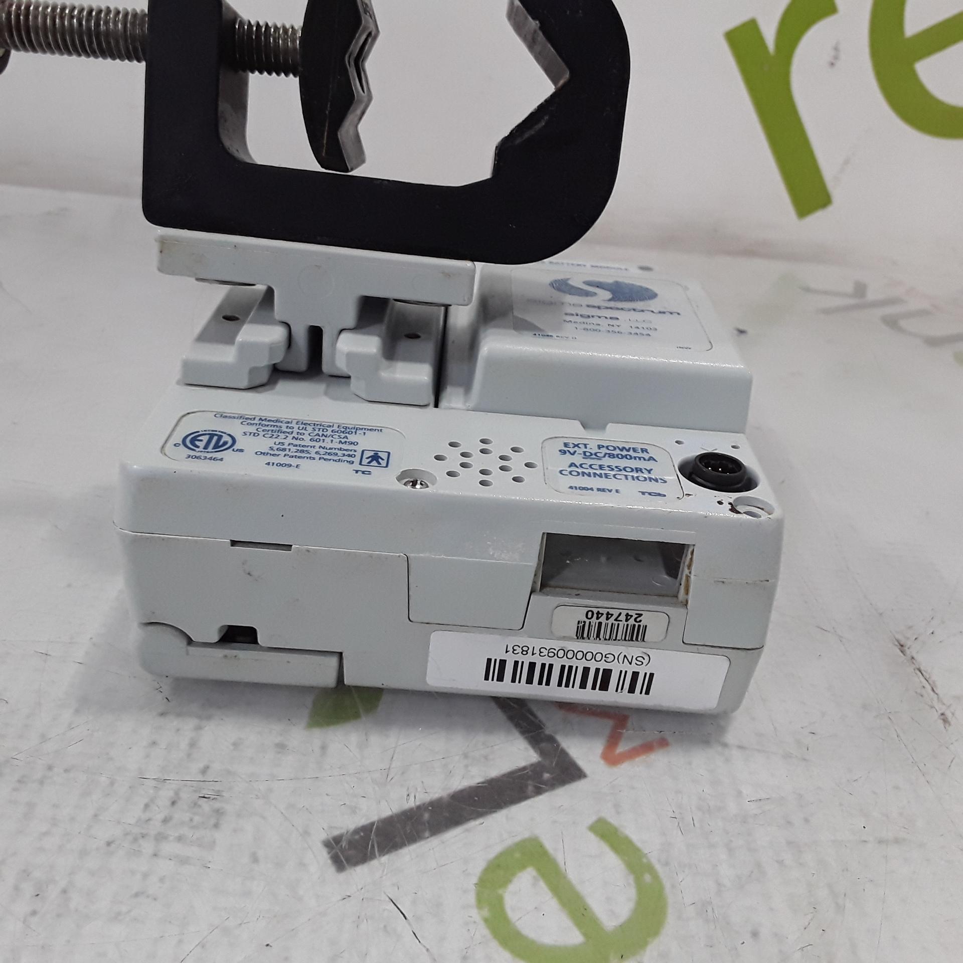 Baxter Sigma Spectrum 6.05.13 with B/G Battery Infusion Pump - 335962