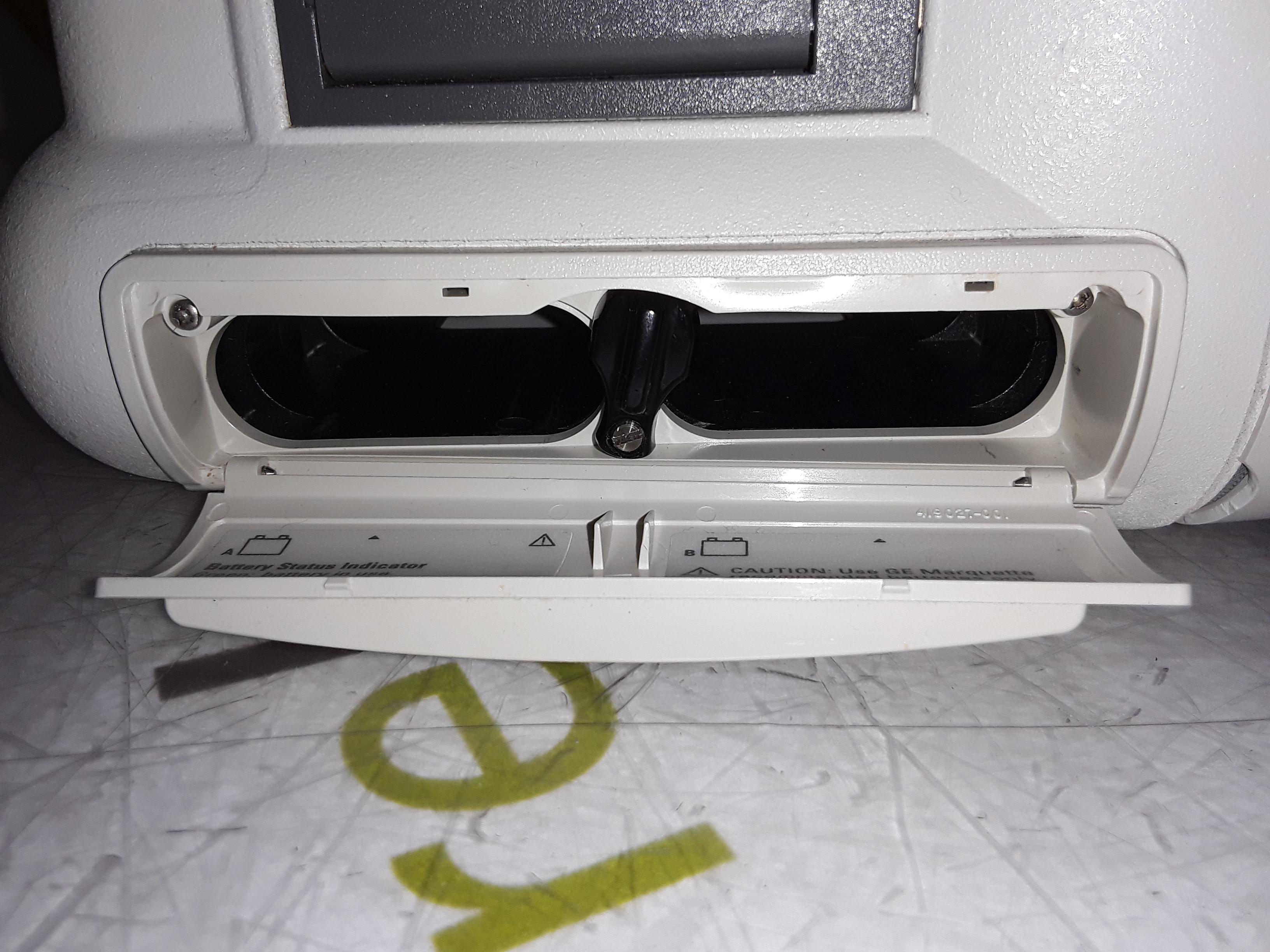 GE Healthcare Dash 3000 - GE/Nellcor SpO2 Patient Monitor - 372391