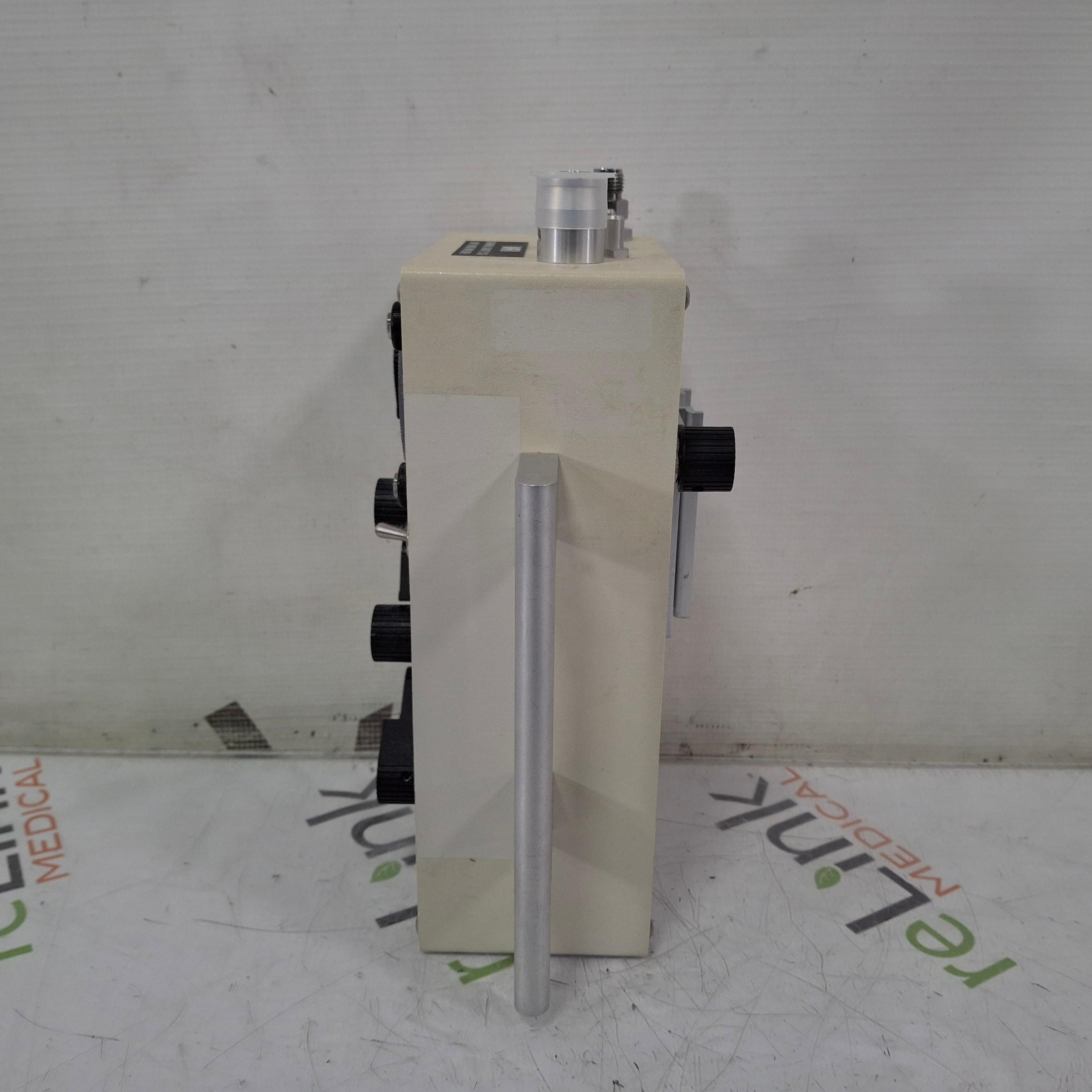 Bio-Med Devices IC-2A Transport Ventilator - 443622