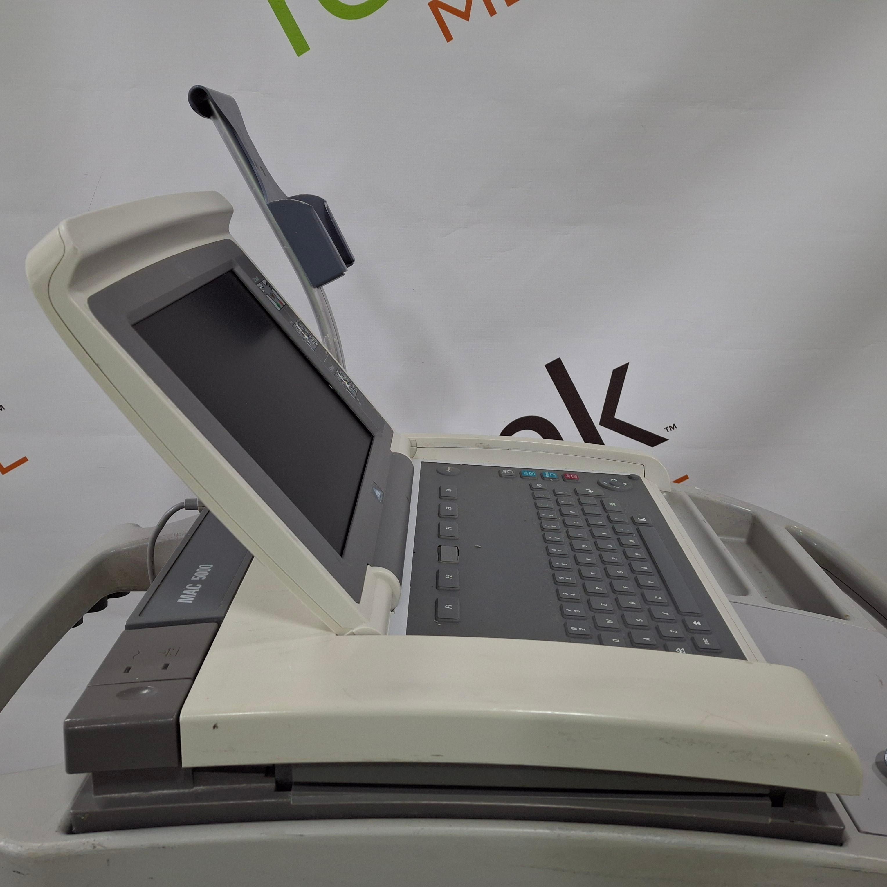 GE Healthcare MAC 5000 without CAM Module ECG System - 447343