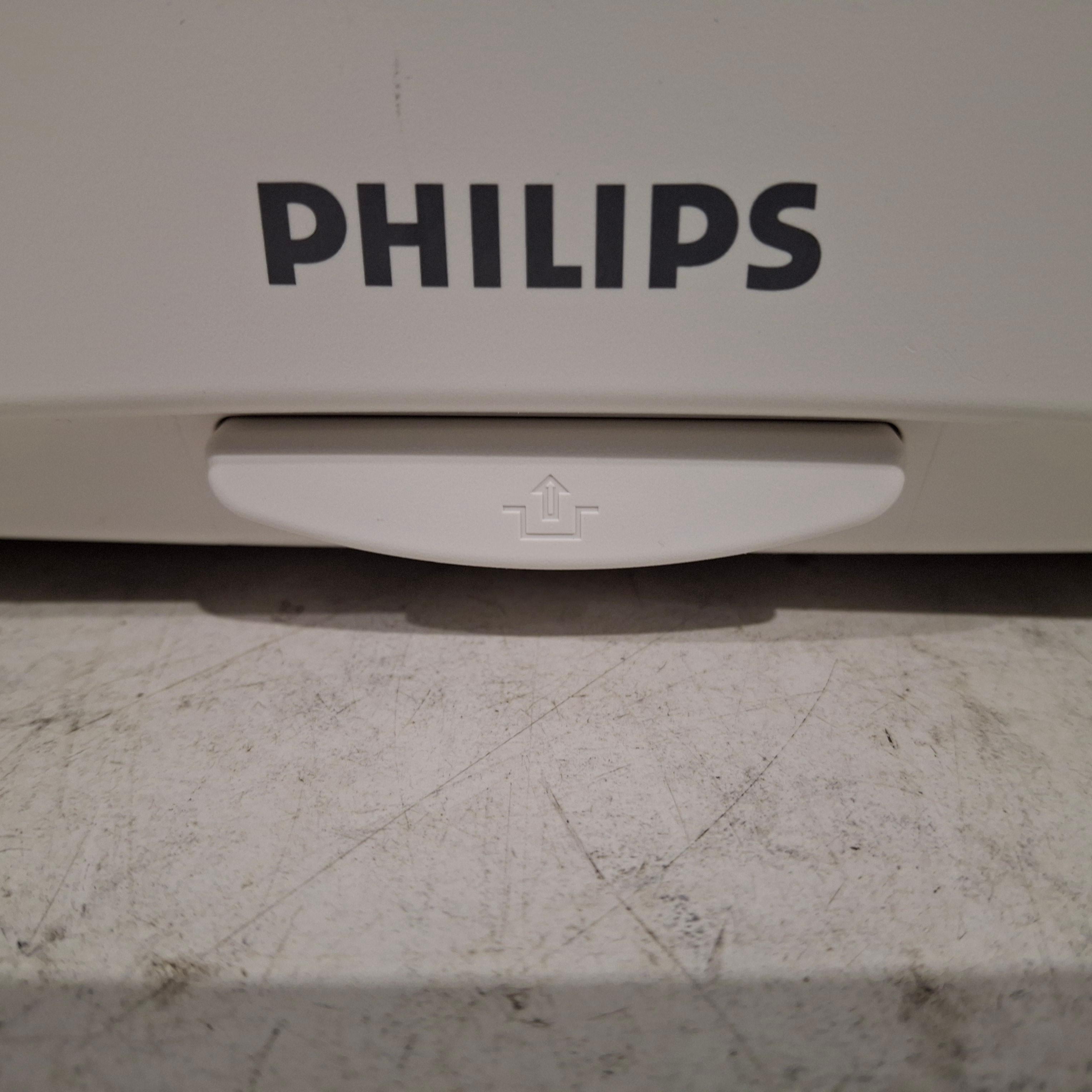 Philips IntelliVue MP50 Patient Monitor - 451758