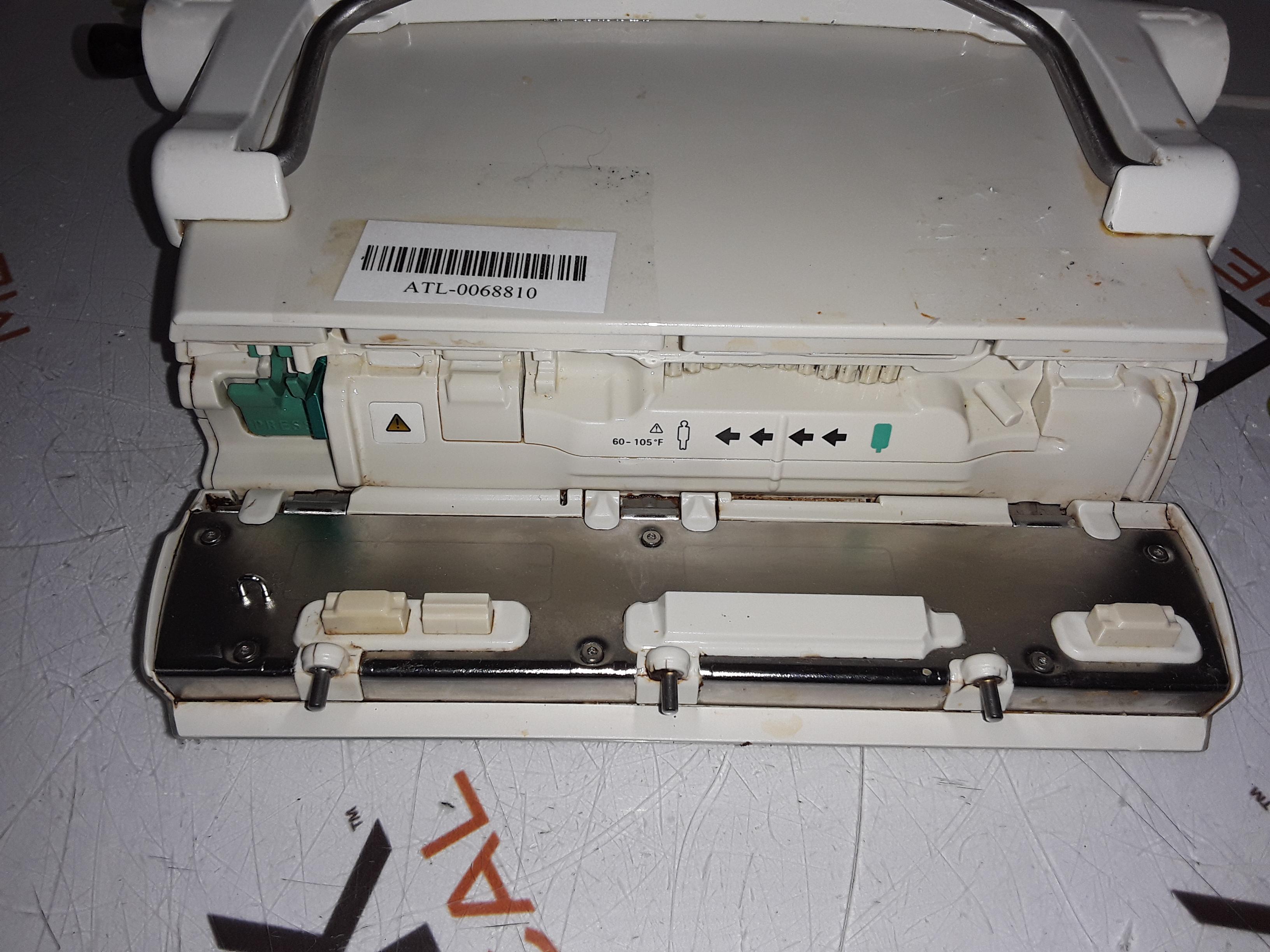 B. Braun Infusomat Space w/Pole Clamp & AC Adapter Infusion Pump - 435864