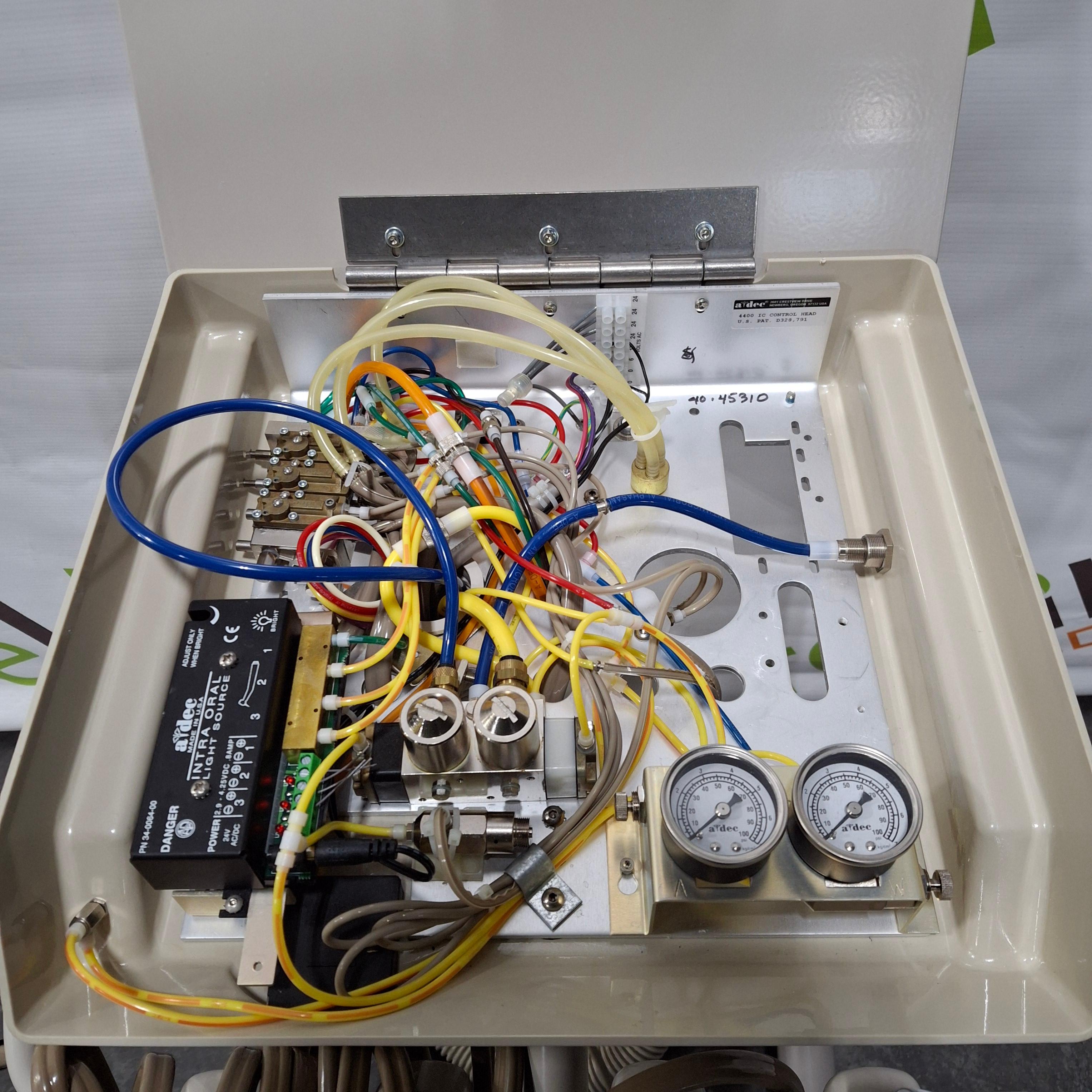 A-Dec 4400 Dental Delivery System - 477584