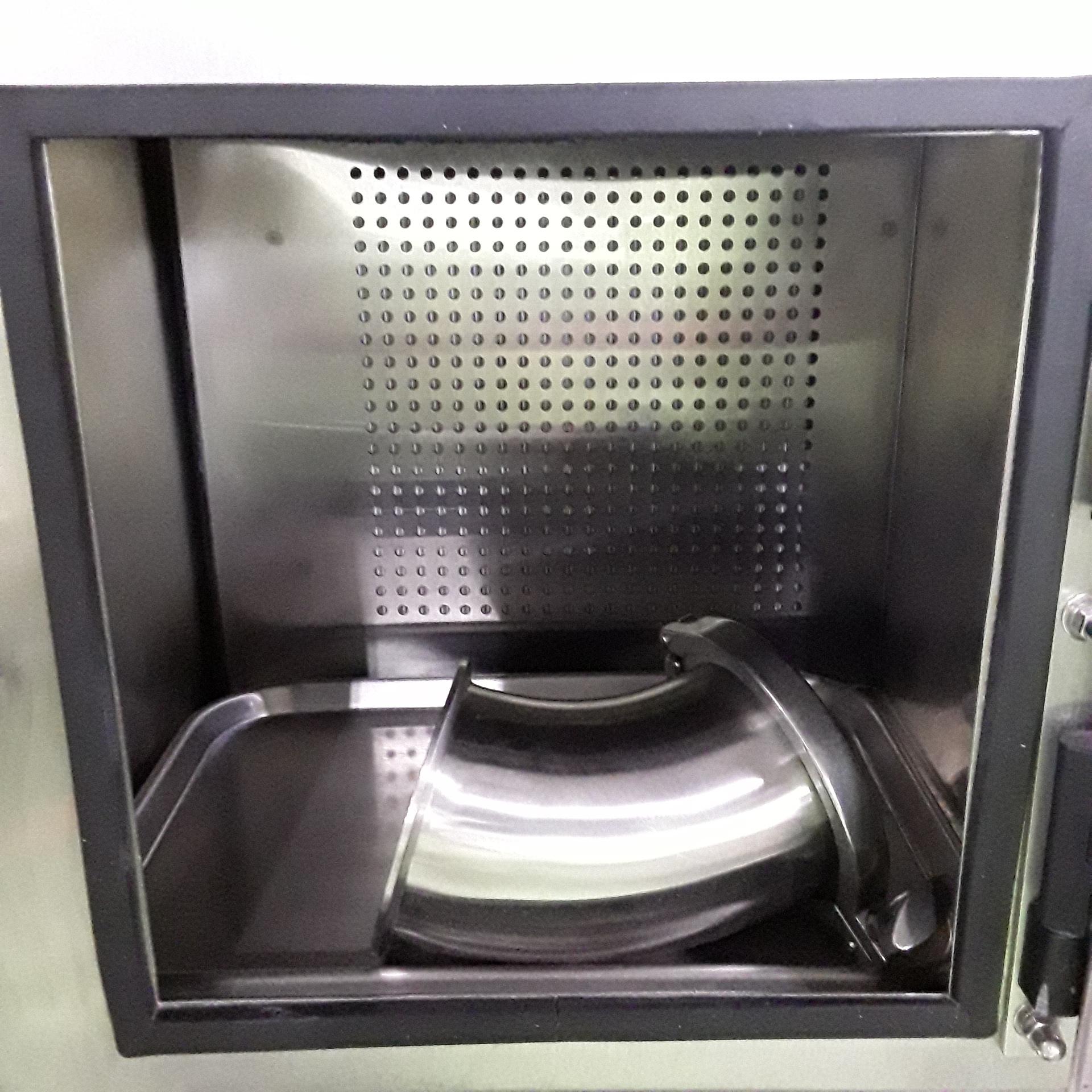 Germfree LFGI-3USP Glovebox - 444401