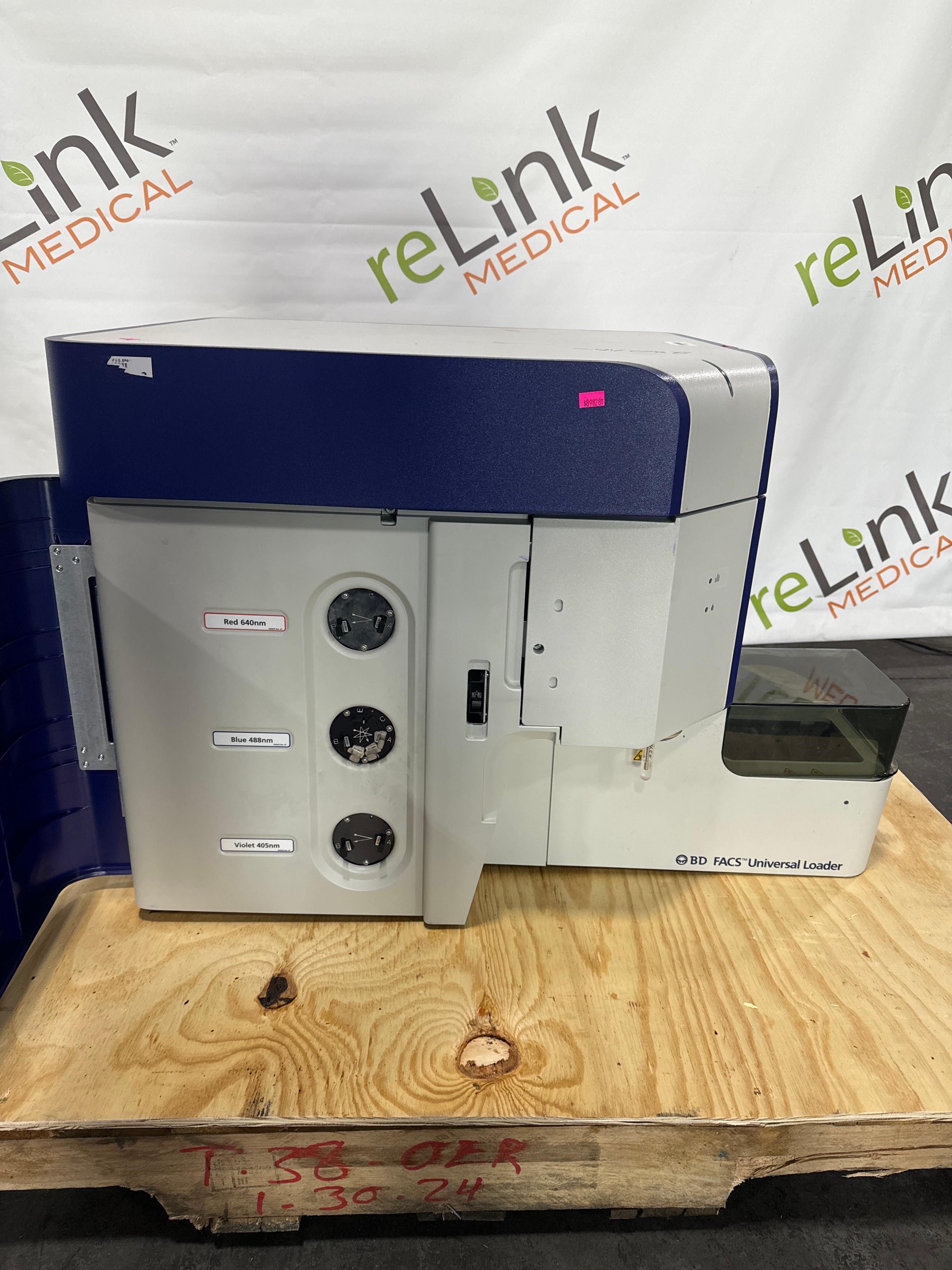 Becton Dickinson FACSVerse Flow Cytometer - 430805