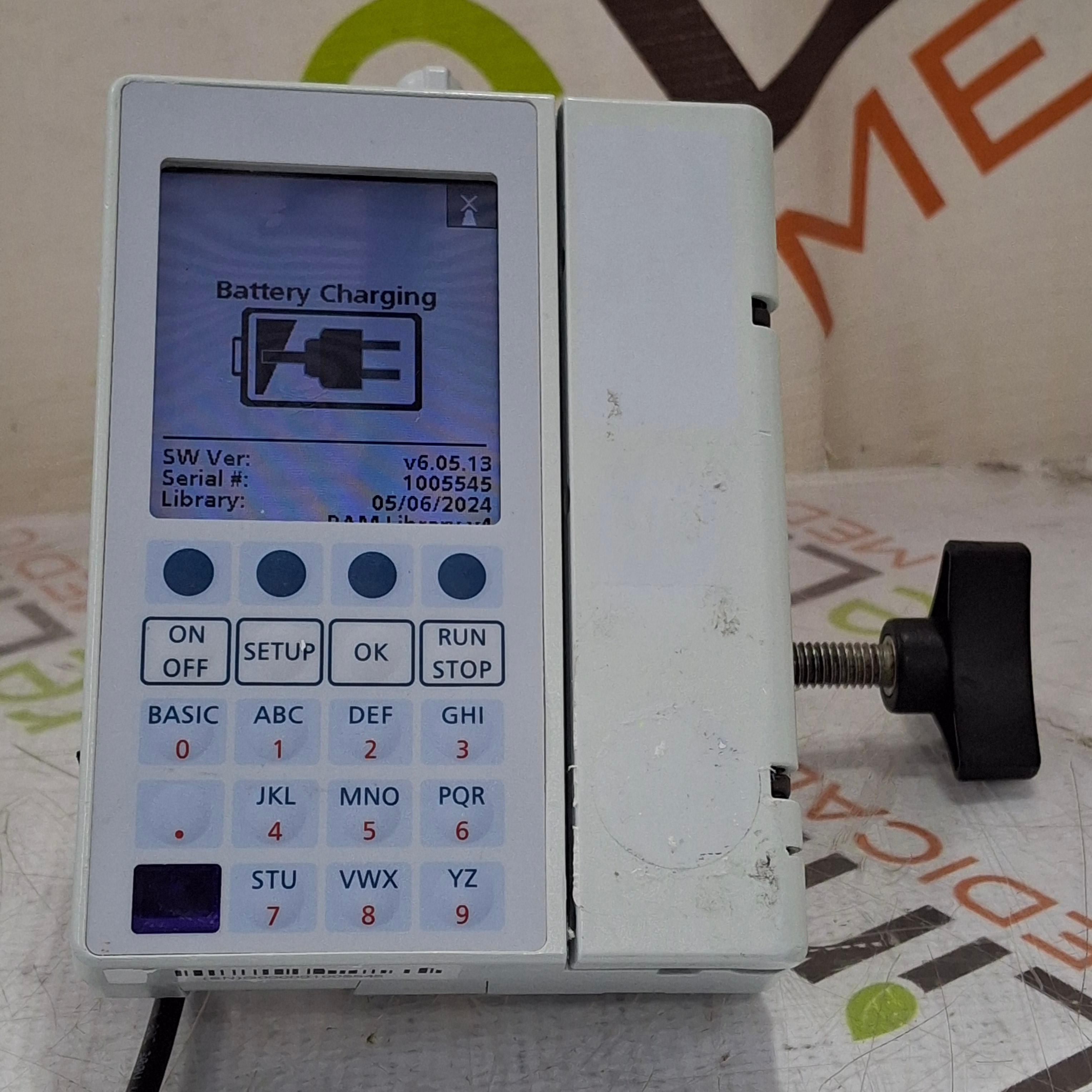 Baxter Sigma Spectrum 6.05.13 with B/G Battery Infusion Pump - 482159
