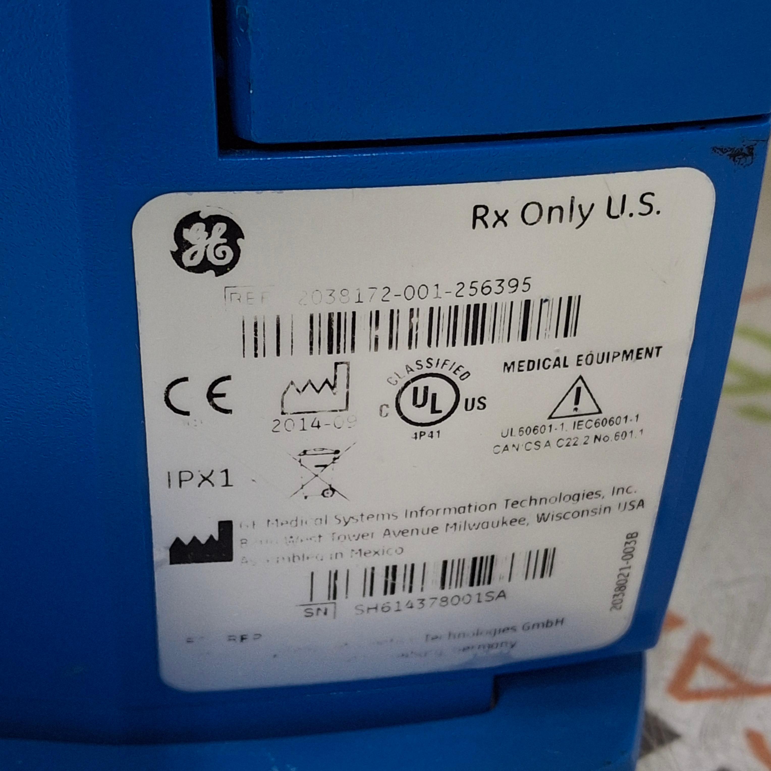GE Healthcare Dinamap V100 - NIBP, Temp Vital Signs Monitor - 517703