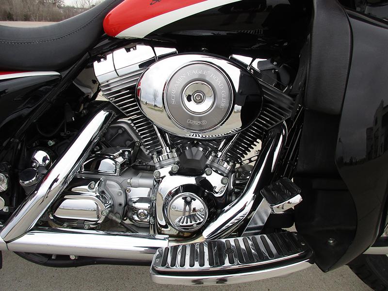 2000 Harley Davidson FLTRUSEI Screaming Eagle