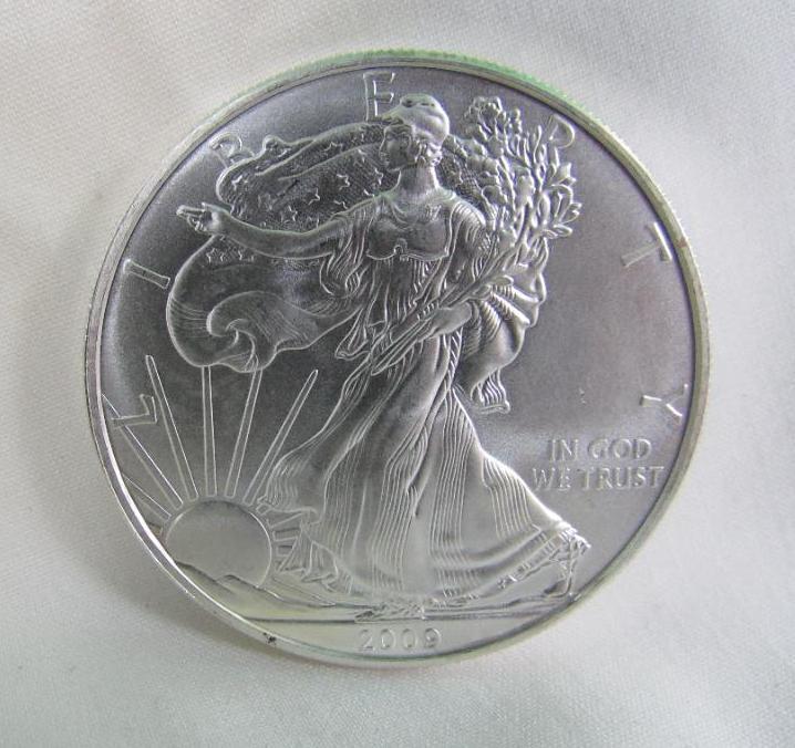 2009 SILVER EAGLE 1 OZ. FINE SILVER