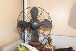 Vintage Small Westinghouse Oscillating Fan