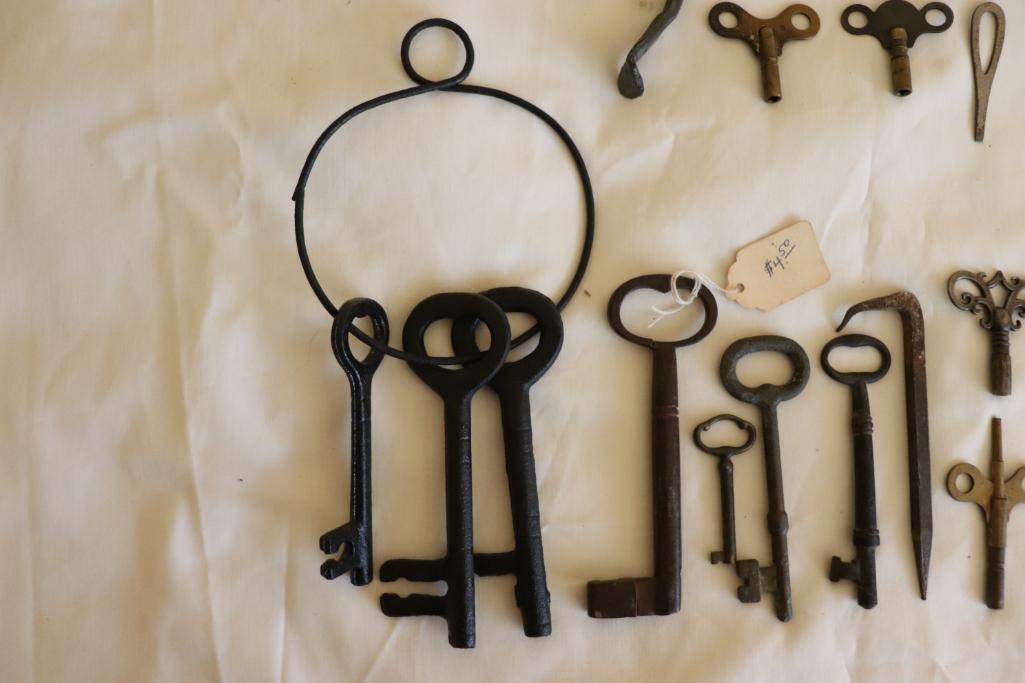 Large Quantity of Old Skeleton Keys