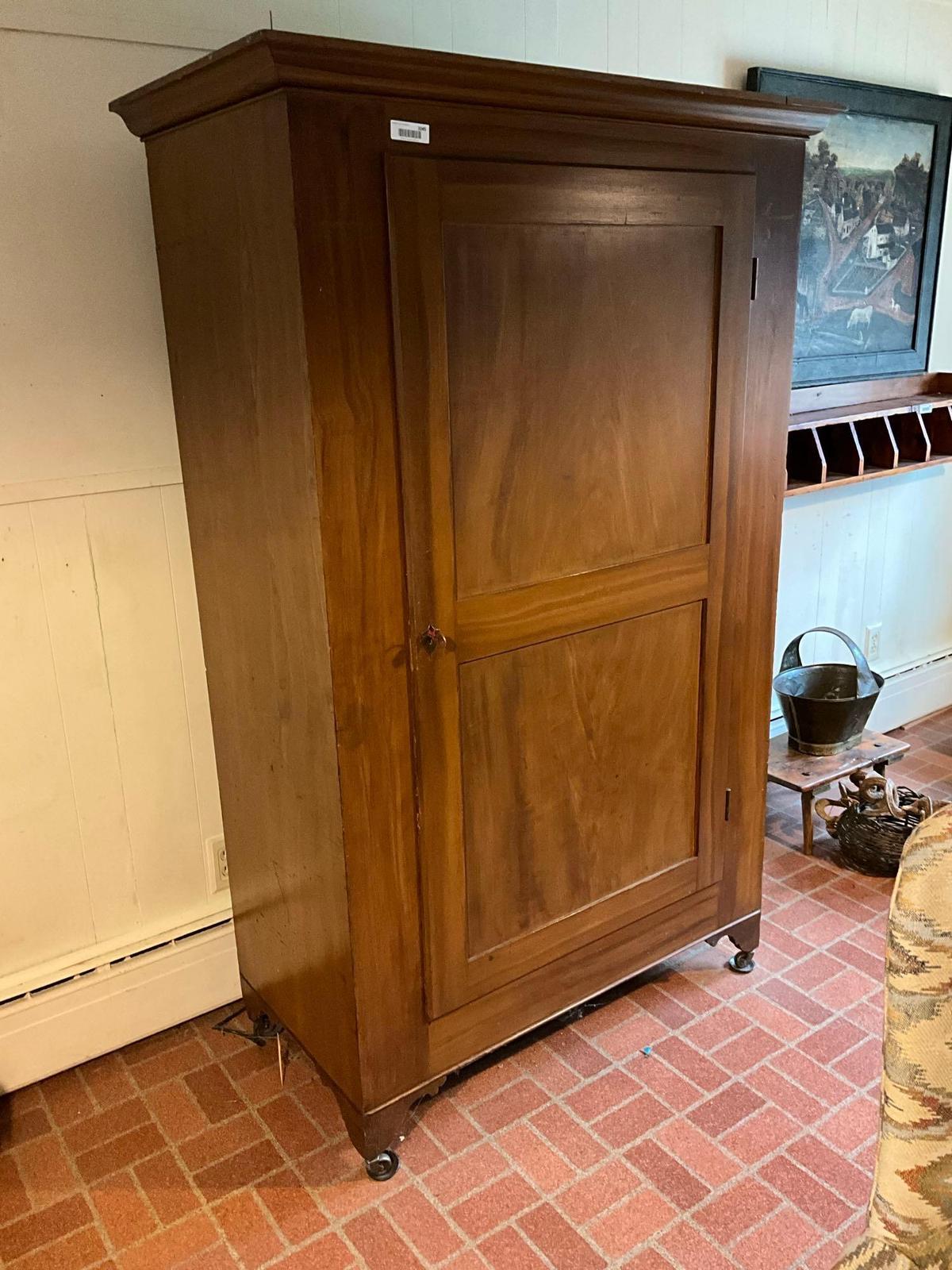 Large Single Door Wardrobe