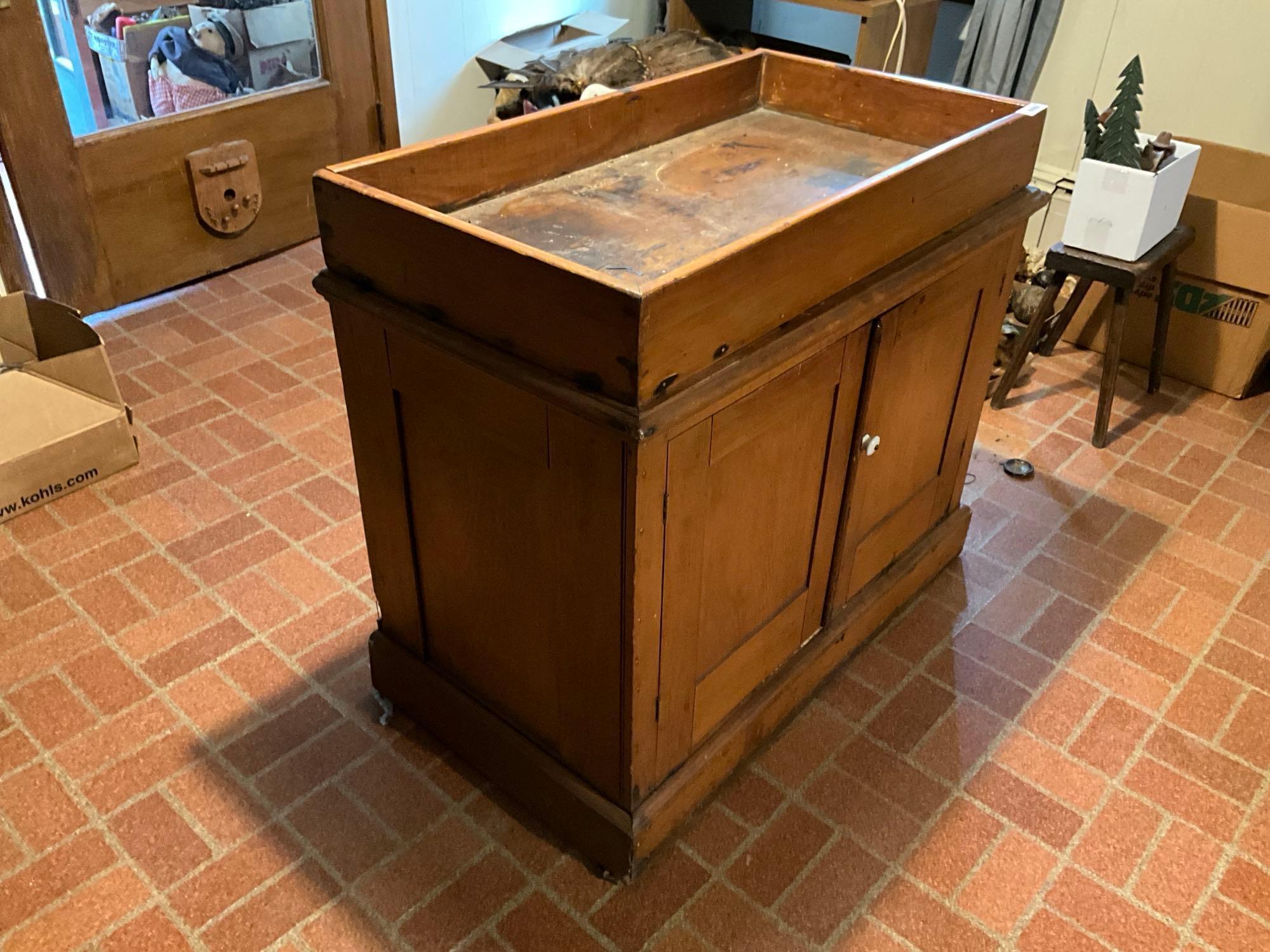 Primitive & Rustic Dry Sink