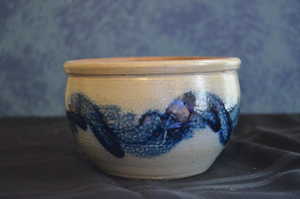1987 Maple City Pottery 5 in. dia. bowl