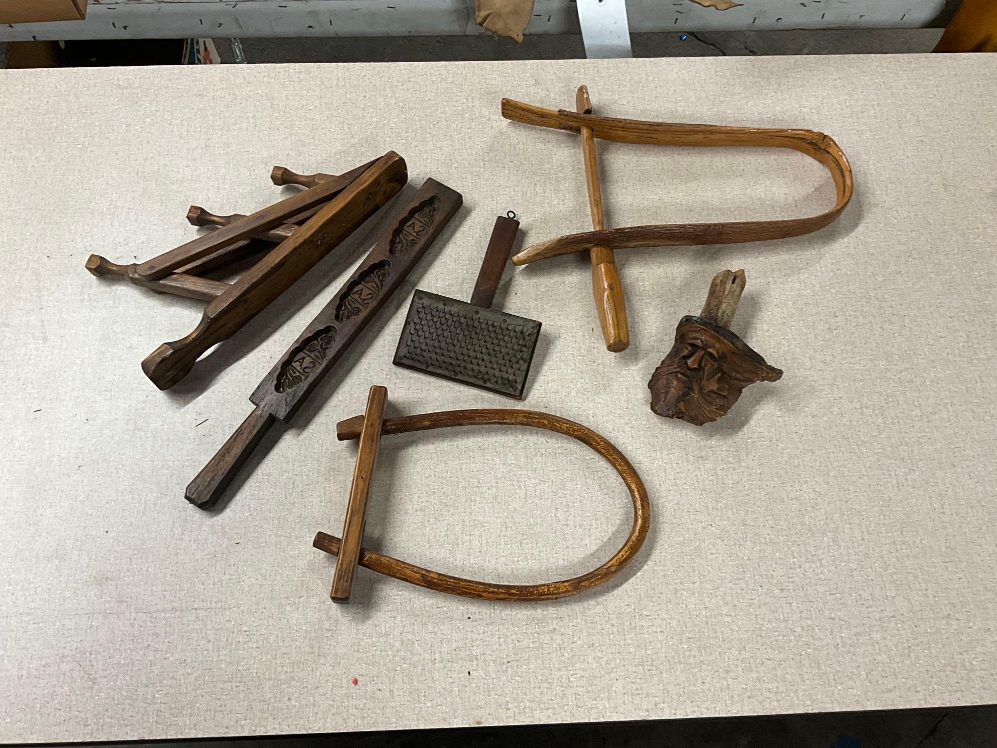 Flat of primitive wood items