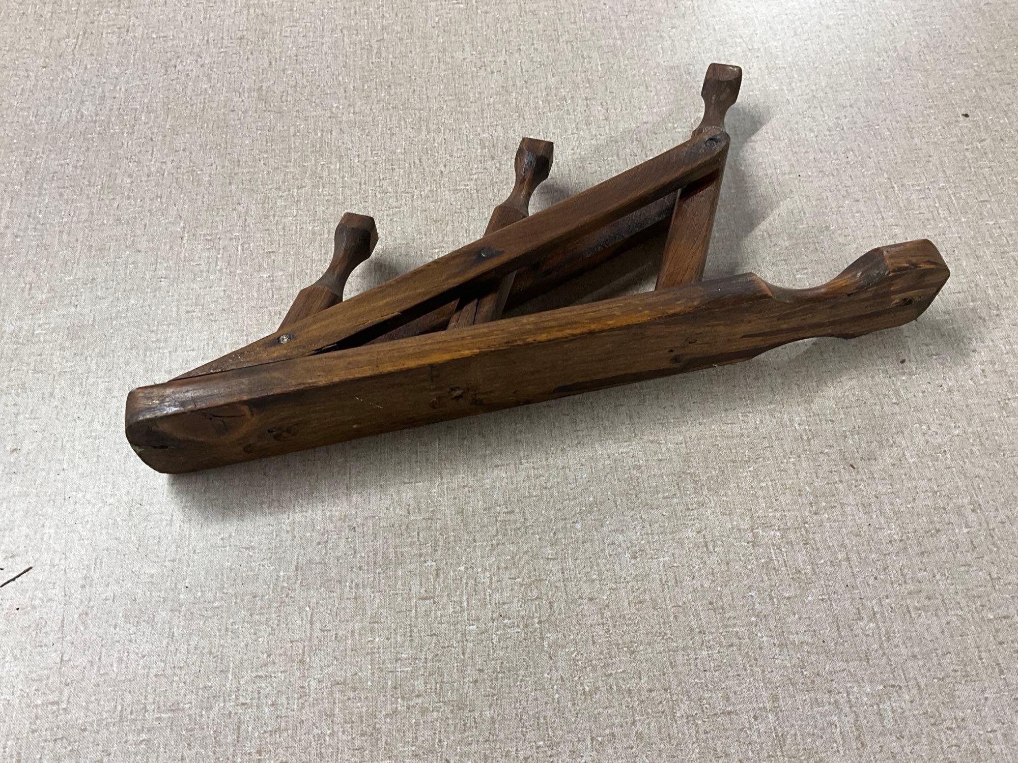Flat of primitive wood items