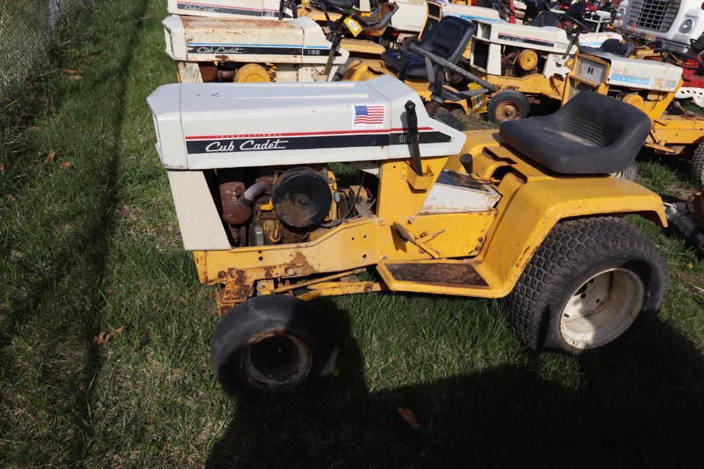 International Cub Cadet 128 Riding Mower