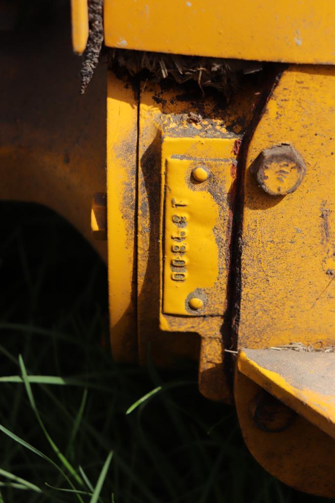 International Cub Cadet 123 Riding Mower