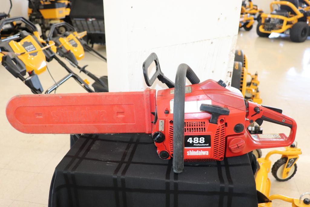 Shindaiwa 488 Professional Gas Powered Chainsaw with case