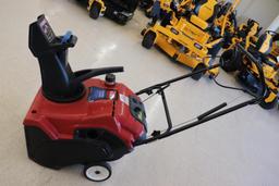 Torro Power Clear 221E Gas Powered Snow Blower