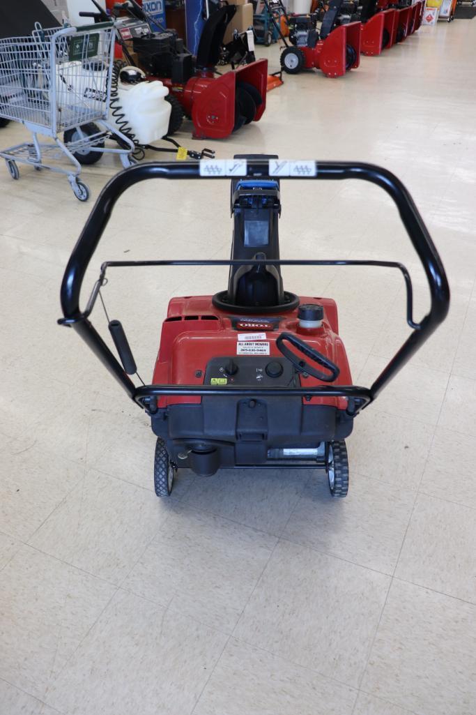 Torro Power Clear 221E Gas Powered Snow Blower