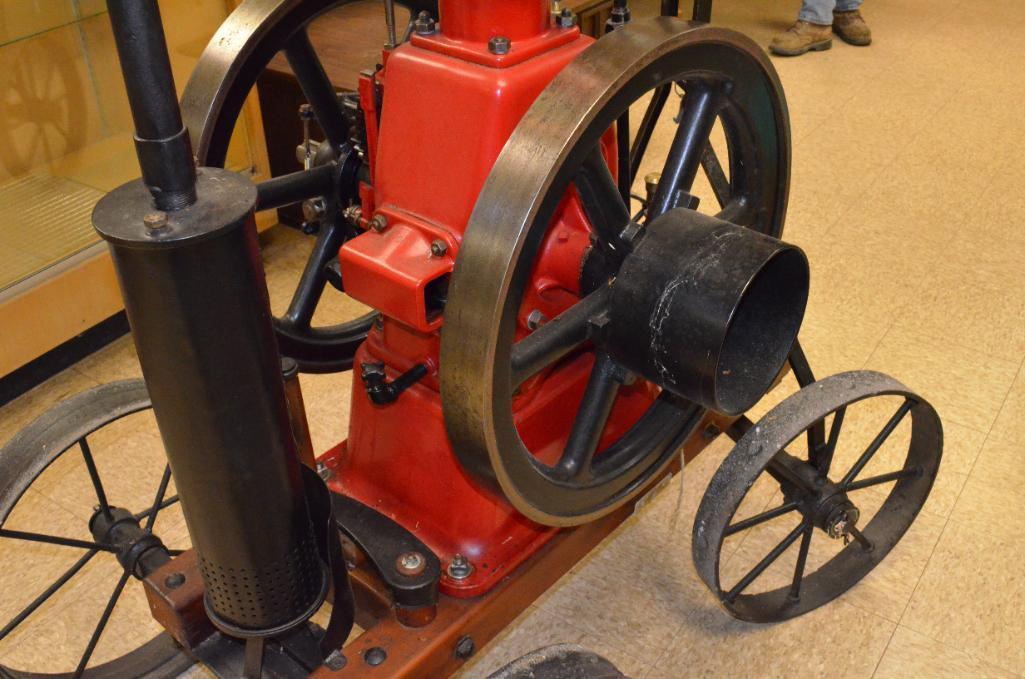 Rare & Unusual Vertical Hit & Miss Engine