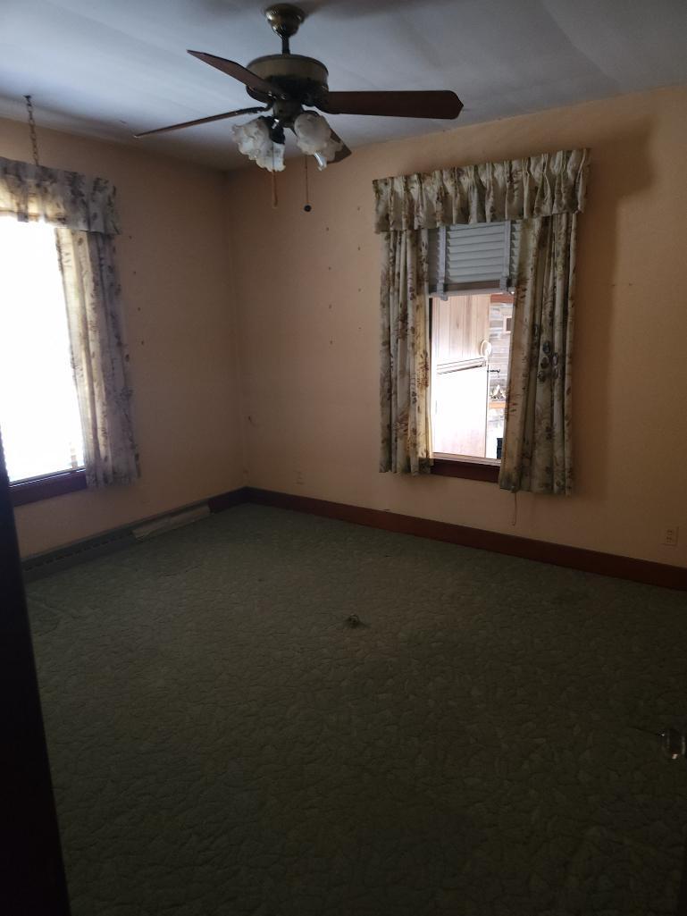 Quincy IL Real Estate Auction Located at 1619 Locust Quincy, IL 62301