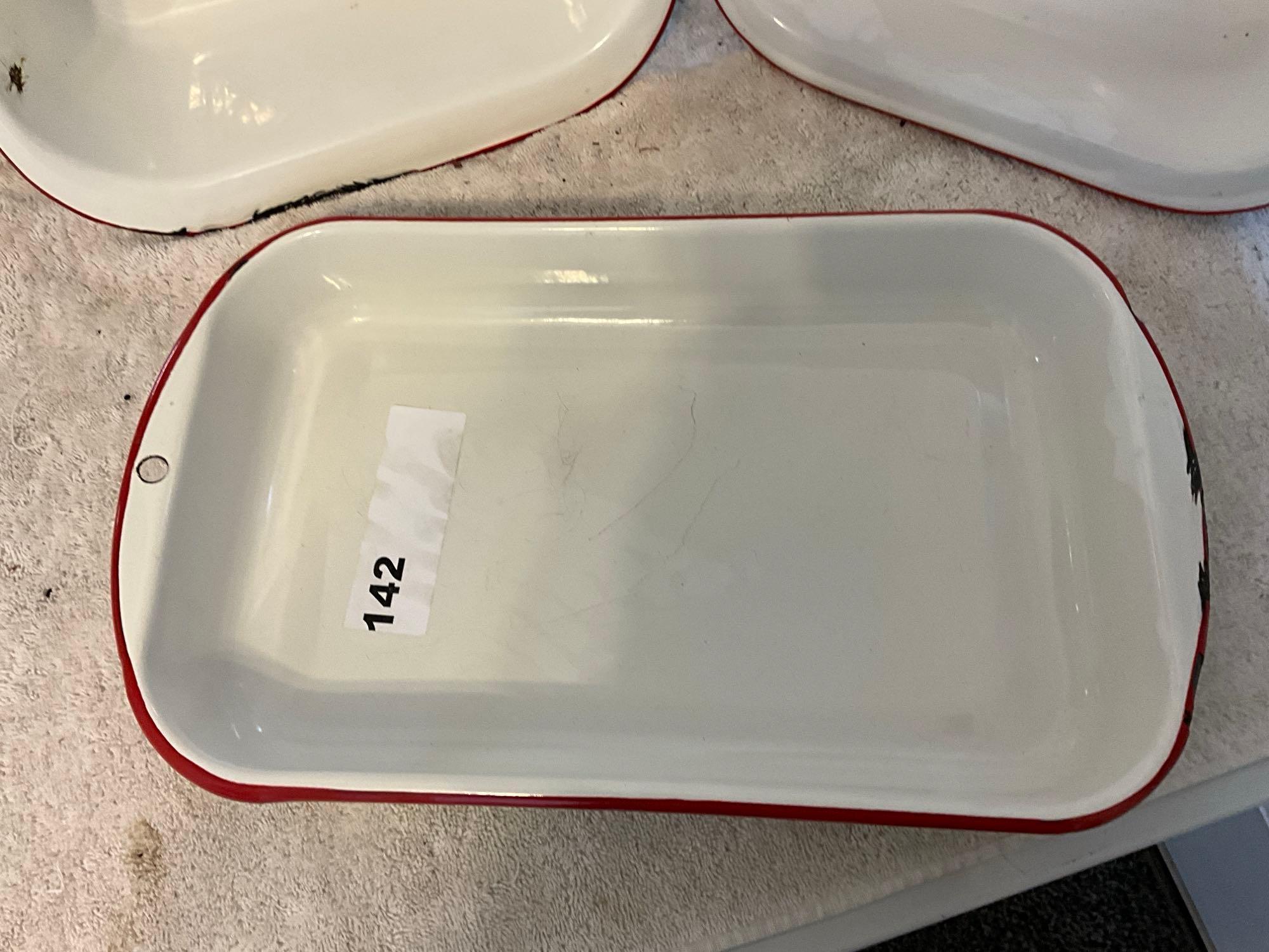 (2) white w/red enamel rectangular wash basins, (1)white w/red enamel casserole