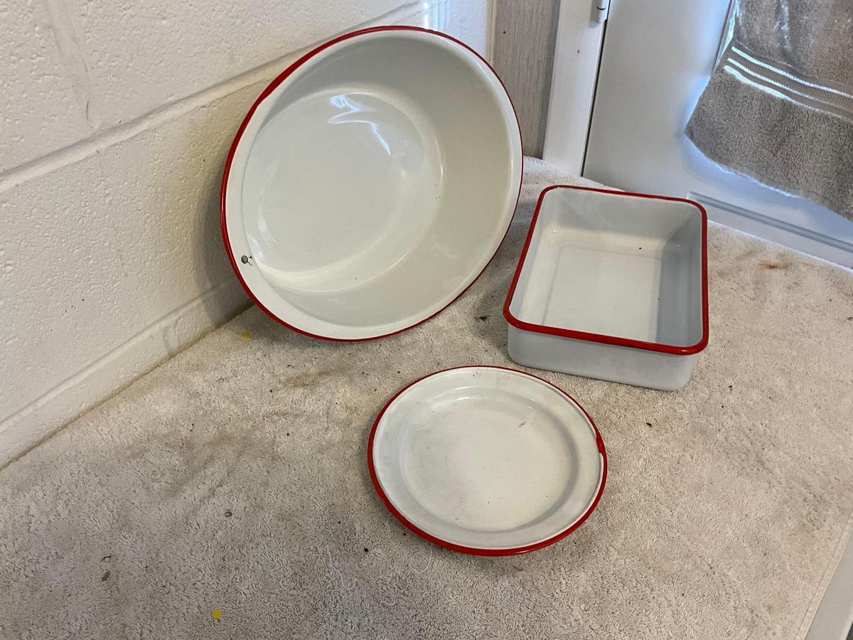 white w/red enamel wash basin, casserole, & plate