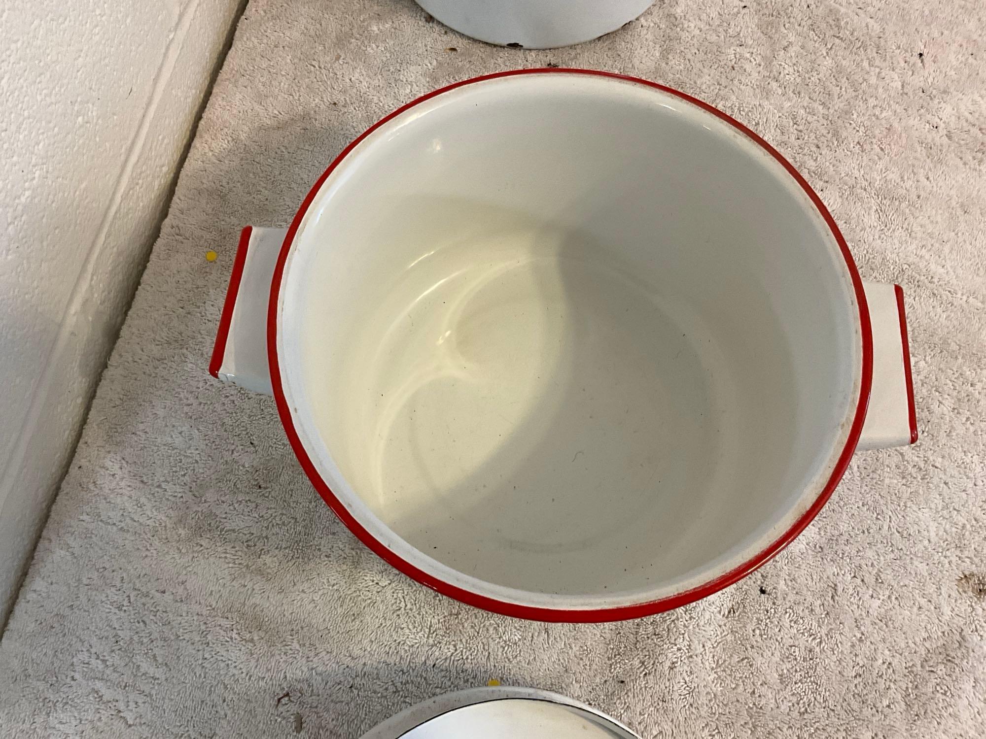 white w/red enamel stock pot & baled bucket