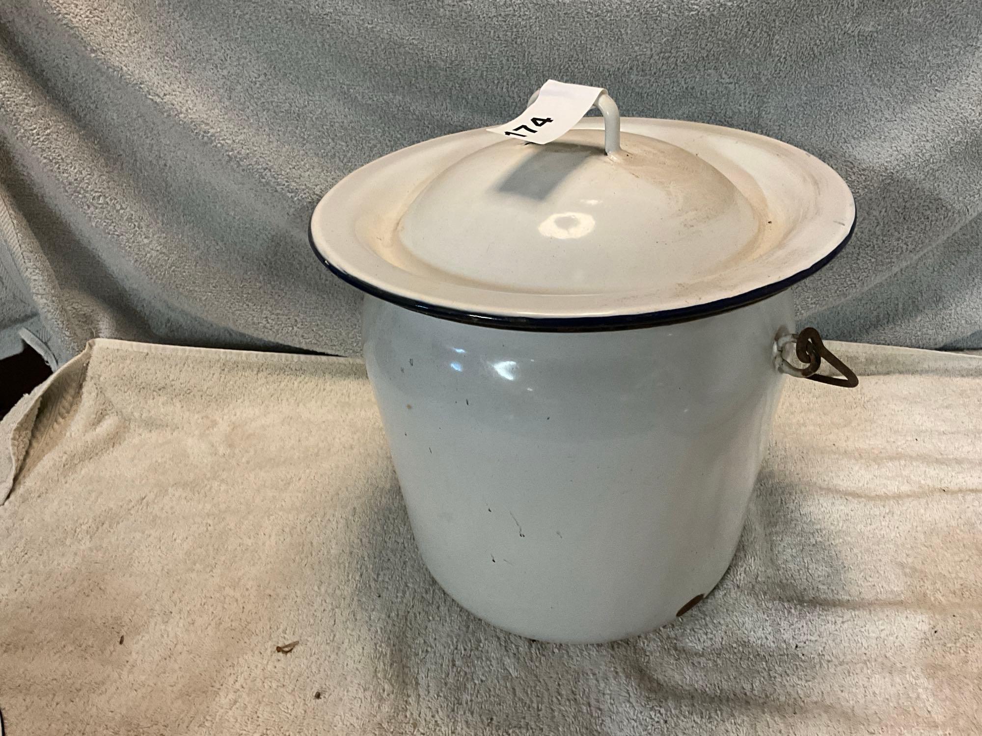 white enamel chamber pot, bed pan & similar items