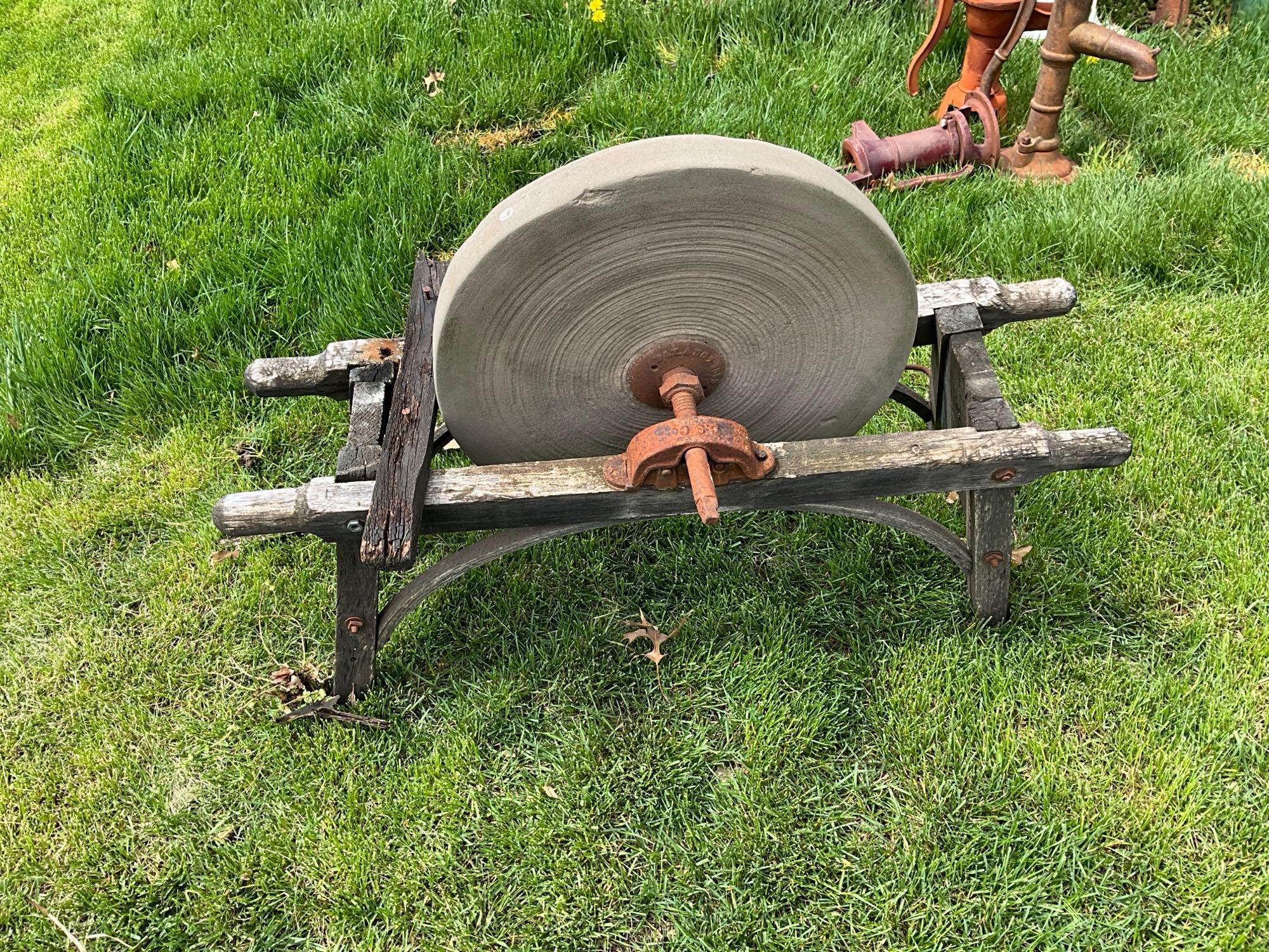 Early grinding wheel - rough