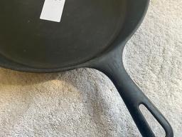 Griswold #10 cast iron skillet