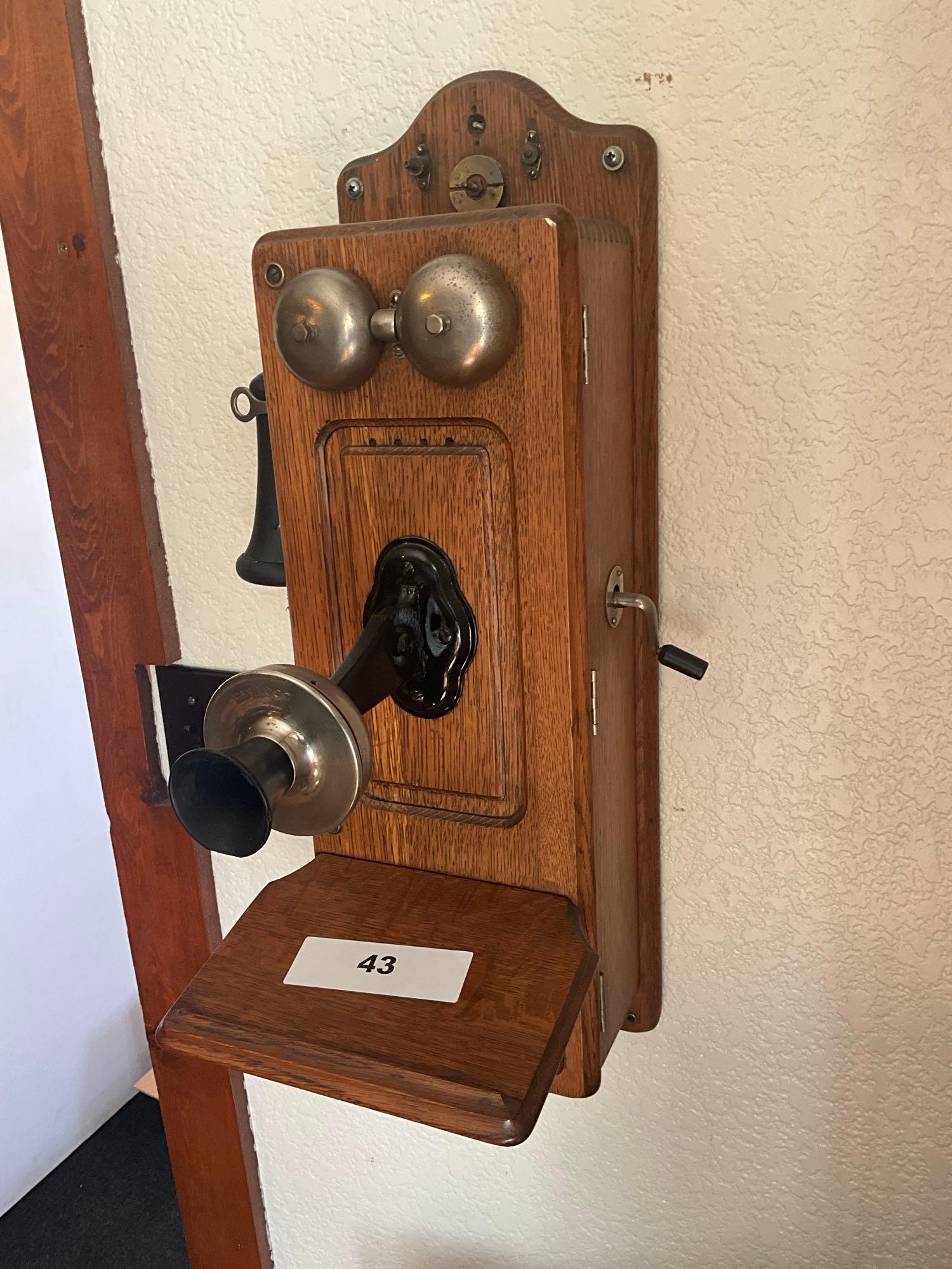Kellogg oak wall phone
